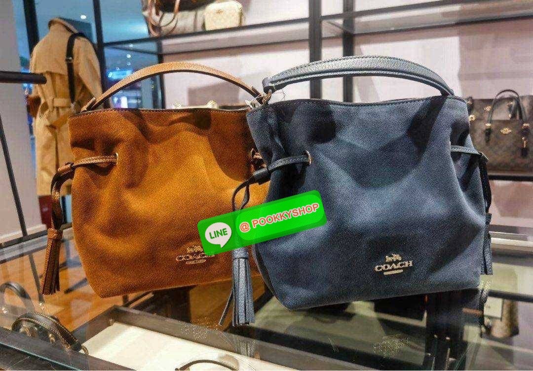 COACH CM091 ANDY CROSSBODY Details คอลสุดฮิต ดีไซน์สุดฮอต ให้สาวๆได้สวยหรู ดูแพงก่อนใคร กับกระเป๋าสะพายข้างขนาดกำลังสวย ดีไซน์ไม่เกร่อ มีดีเทลรูดเก็บปากกระเป๋า ปรับเปลี่ยนทรงได้เลย กิมมิคล้วนๆ ปากกระเป๋ามีกระดุมแม่เหล็กปิดกันของหล่นได้ ภายในโล่งกว้าง เลิศ