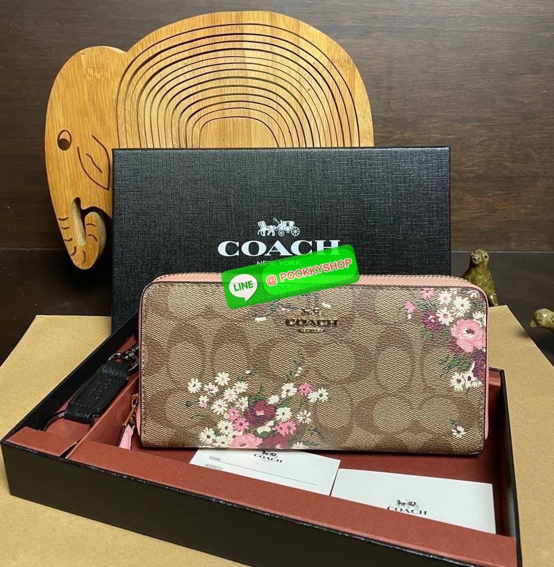 พร้อมส่ง 📌อุปกรณ์มาพร้อมกล่อง/แคร์การ์ด/ถุงกระดาษ/พวงกุญแจ COACH ACCORDION ZIP WALLET IN SIGNATURE CANVAS กระเป๋าสตางค์ใบยาว ซิปรอบ ใช้งานง่าย ด้วยฟังค์ชั้น ด้านใน ใส่บัตรได้จุใจ มีช่องซิปใส่เหรียญตรงกลาง โดนใจหลายๆคนไปเรียบร้อยและคลาสสิค เรียบหรู