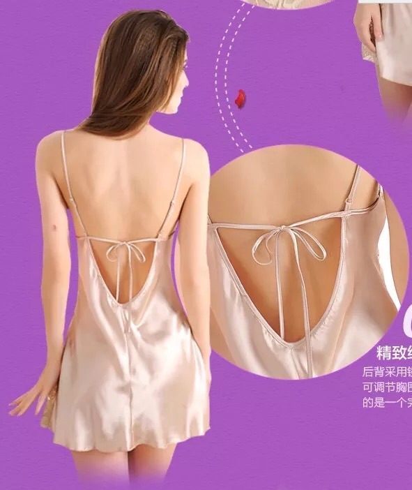 ชุดนอนผ้าไหม ชุดนอน ผ้าไหม งานเกรด AAA สีเหลืองครีม แต่งลูกไม้แถบข้าง สวยหรูไสตล์คุณหนูหรูๆ แต่งลูกไม้ช่วงขอบอก ปลายแต่งริบบิ้นและลูกไม้ แบบคลาสสิคมีระดับมากๆคะ