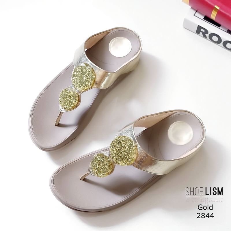 งานใหม่ล่าสุด สวยต้องร้องว้าว ฟินระดับ 10 รองเท้าพื้นสุขภาพ วัสดุพียูนิ่ม ดีเทลสายคีบเพชรสุดหรู พื้นนิ่ม ใส่สบาย ที่กล้าการันตรีความนิ่ม ดีไซน์เกร๋ใส่ได้ตลอดไม่มีเอ้าท์คร้าา!!