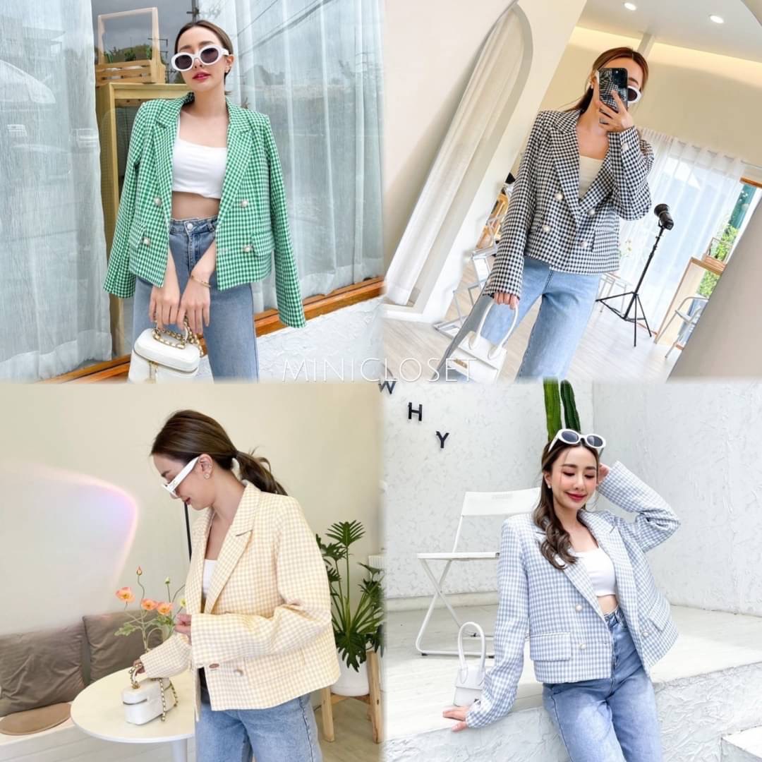 🇰🇷Korea Style’s Blazer🇰🇷 งานสวยมากกก กอไก่ล้านตัว ดีไซน์ตัวเต่อ ผ้าตารางมีซับในทั้งตัว กระดุมมุกวินเทจ ไม่โล่ง/ไม่เยอะเกินไป งานเกรดพรีเมียม ใส่สวยจริง ที่ต้องมี