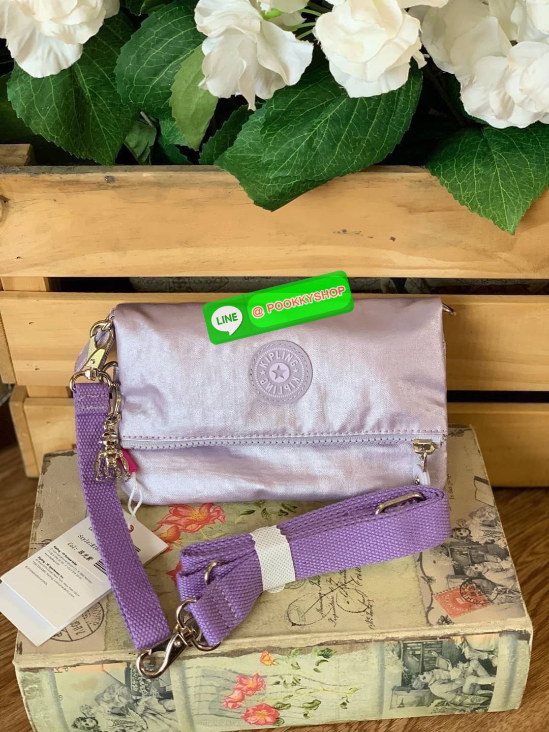 💕 Kipling Multiple Small Crossbody Belt Bag 3 in 1 กระเป๋าที่เป็นได้มากกว่าถือคลัชท์ ขนาดกะทัดรัด มีสะพายแยกนำมาสะพายไหล่หรือคาดอก คาดเอวก็ได้ มีสายสะพายสั้นและยาวอย่างละ1เส้น ถอดสับเปลี่ยนใช้งานได้ และยังสามารถถอดสายออก ใช้เป็นกระเป๋าคลัชได้ ใช้ง