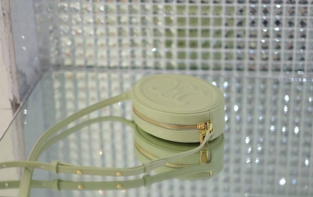 (Megaphone) มาอีกรอบละจร้าาา 💥ซีรีน ชนช๊อป สุดปังอลังการงานสวยงานดีหนังเลิศ โลโก้หนานูนหาที่ติไม่ได้ ได้งานไปแล้วต้องกรี๊ดๆๆ