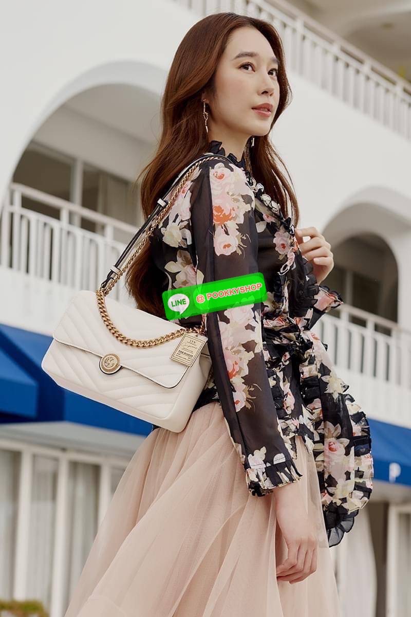 แท้ Outlet กระเป๋า Lyn คอลเลคชั่นใหม่ สะพายข้างน่ารักๆ