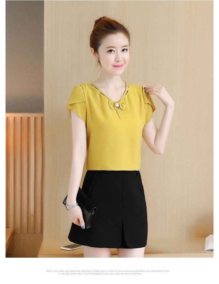 เสื้อแฟชั่น แขนกลีบบัว คอเสื้อตกแต่งโบว์เก๋ๆ สีเหลือง