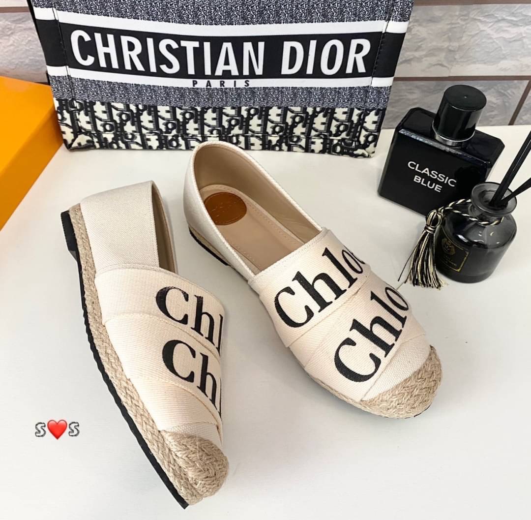 พร้อมส่ง คัชชูใหม่ล่าสุด งานผ้าแคนวาส ซับหนังนิ่มๆ สวยมาก แกรนมาก น่ารักมาก ใส่แล้วดูเด่นมาก