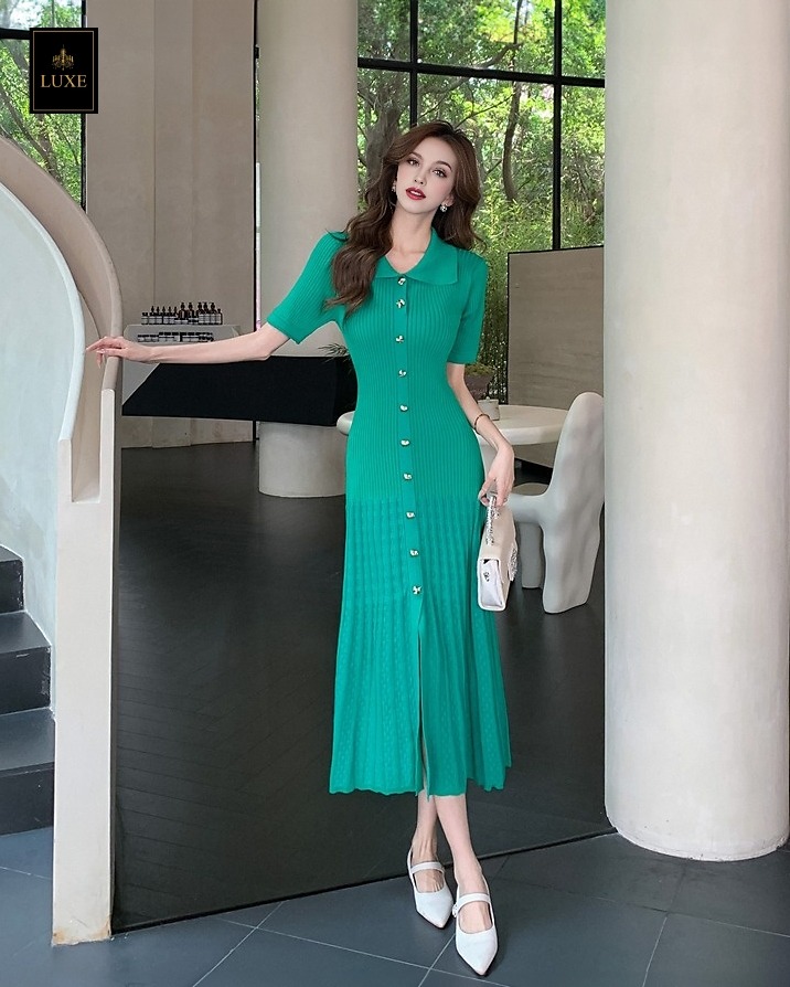 เดรสแฟชั่น เดรสเชิ้ต เสื้อคอปกแขนสั้น กระโปรงบานลอนอัดพลีท ความยาวคลุมเข่า