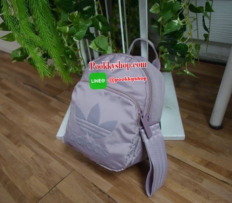 Adidas Mini shoulder bag & Backpack กระเป๋าเป้สะพายหลัง ขนาดmini เปิด-ปิด ด้วยซิป วัสดุ Nylon น้ำหนักเบา ภายโล่ง ใส่โทรศัพท์ กระเป๋าตังค์ได้ มีช่องซิปด้านหน้า1ช่อง มีสายสะพาย2เส้น สะพายข้างหรือเป้ได้ สีน่ารักๆ เข้าได้กับเสื้อผ้าทุกสีเลยค่า!!