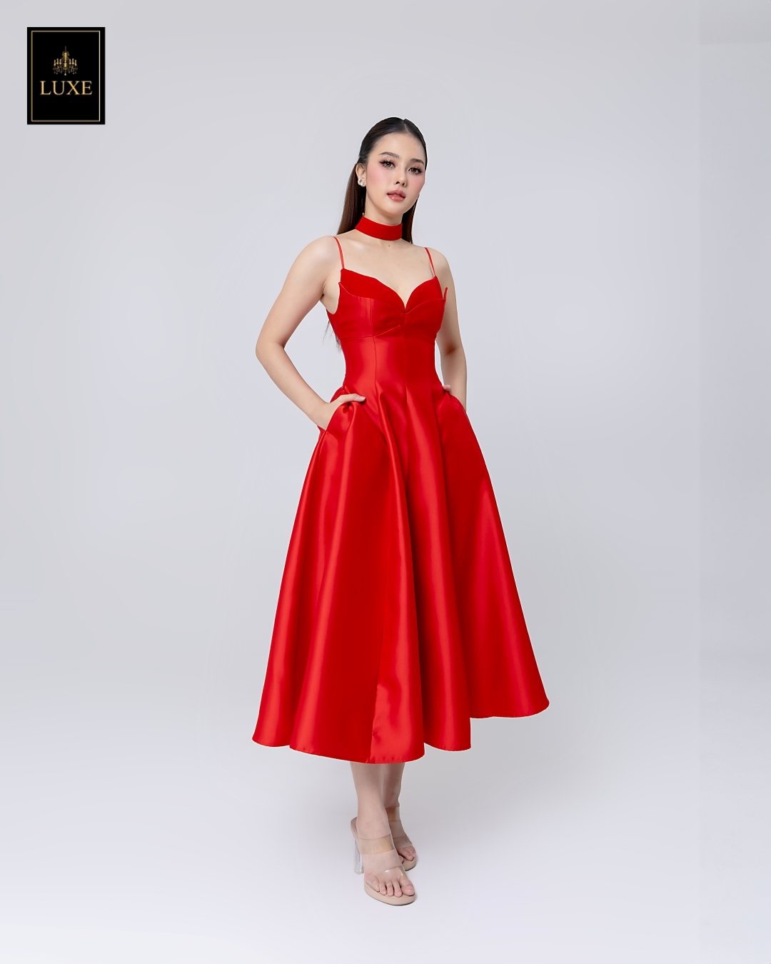 เดรสแฟชั่น เดรสเสื้อสายเดี่ยว ดีเทลหน้าอกโค้ง ซ้อน2เลเยอร์ กระโปรงบานทรงวงกลม