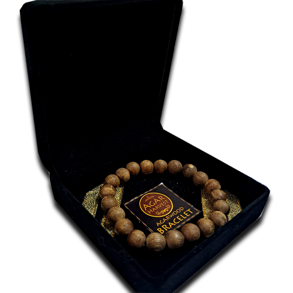 สร้อยข้อมือ กำไล ลูกประคำ จากแก่นไม้หอมกฤษณา ในกล่องกำมะหยี่ สวยหรู (21เม็ด 10มิล) Agarwood Beads Bracelet with Box (21 Beads) 10mm / Mala / Rosary 1 unit