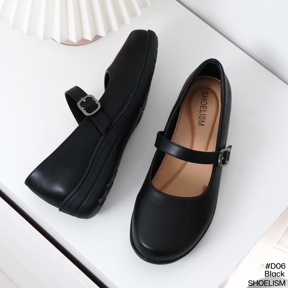 🖤 Mary Jane คู่นี้...ที่ไม่ธรรมดา! รองเท้าคัทชูMaryJane ใครเคยใส่รองเท้าคัทชูแล้วเมื่อย ยืนแป๊บเดียวปวด ส้นเท้าร้าว บอกเลยว่าคู่นี้คือ ตัวแม่สายซัพพอร์ต สวย สุภาพ ใส่สบายจนไม่อยากถอด ต้องมีติดตู้ไว้สักคู่แล้วแม่!