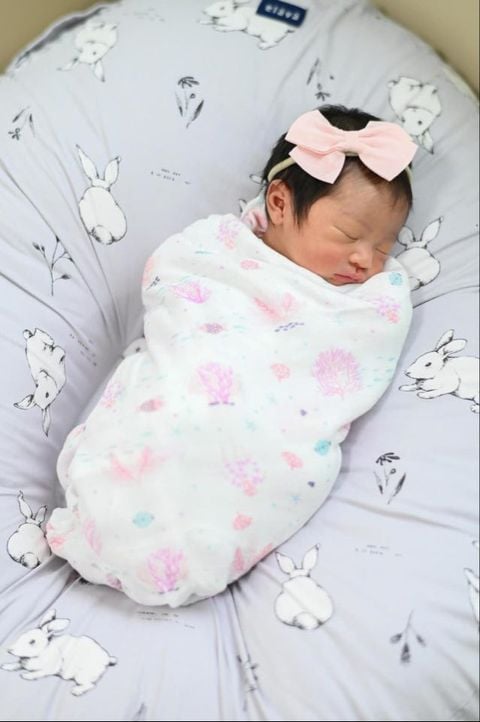 Sofflin ผ้าอ้อมใยไผ่ ผ้าอ้อมมัสลิน ผ้าห่อตัวเด็ก เนื้อนุ่ม ขนาด 76*76 cm (30 นิ้ว)