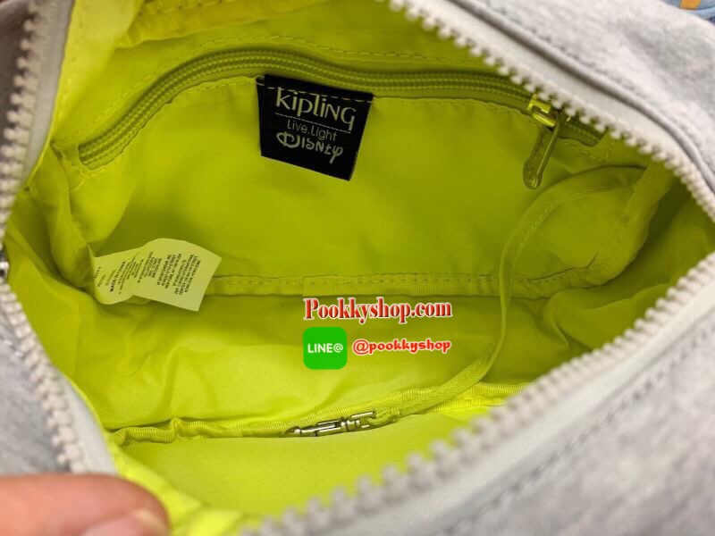 New arrival Kipling Mickey Plus Veni Crossbody Bag >>kipling factory oem HK ✔️1ในคอลเลคชั่น 90 ปี มิคกี้เม้าส์ ค่ะ ✔️พร้อมส่งที่ไทย ไม่ต้องรอพรี !! ✔️กระเป๋าสะพายครอสบอดี้ร์//สะพายข้าง ใบขนาดกำลังดี น่าใช้มากๆค่ะ ✔️แต่ละส