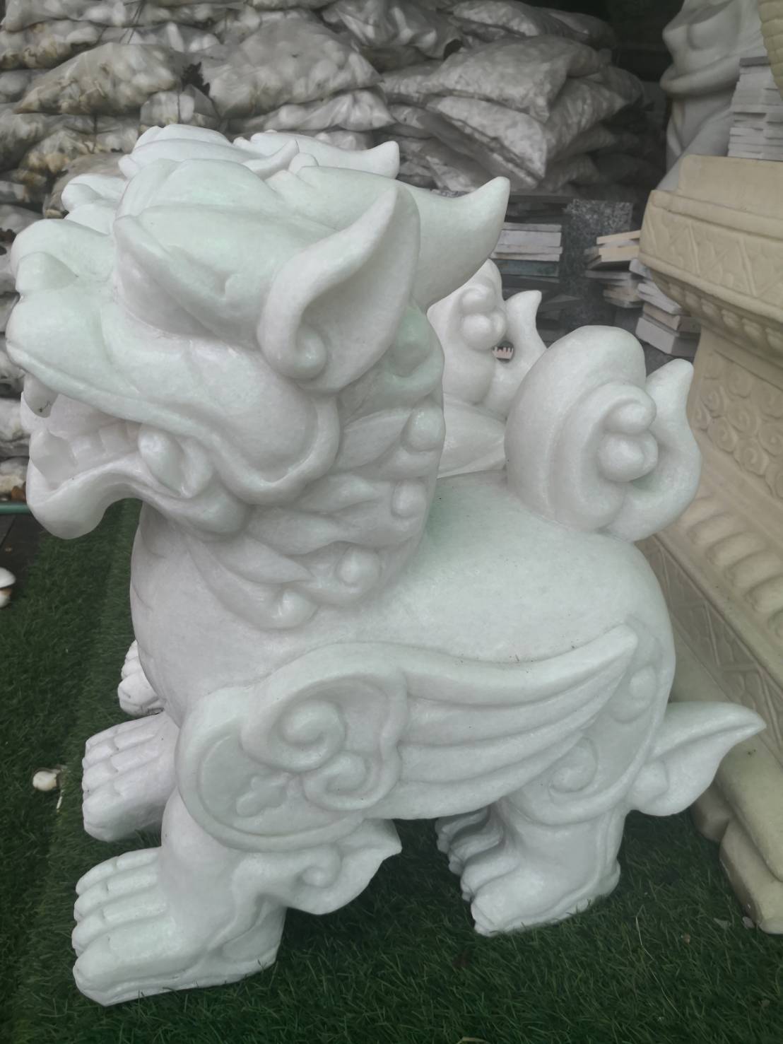 ปี่เซี๊ยะหยกขาวเวียดนาม สูง 50 ซม.