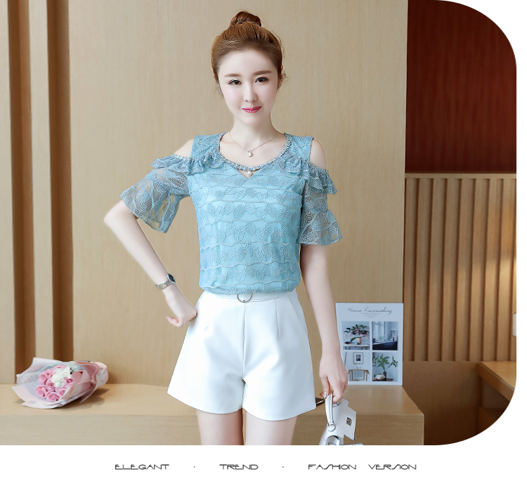 เสื้อแฟชั่นสไตล์เกาหลี เว้าไหล่ลูกไม้ มีซับใน แต่งไข่มุกที่คอ สีฟ้าอมเขียว