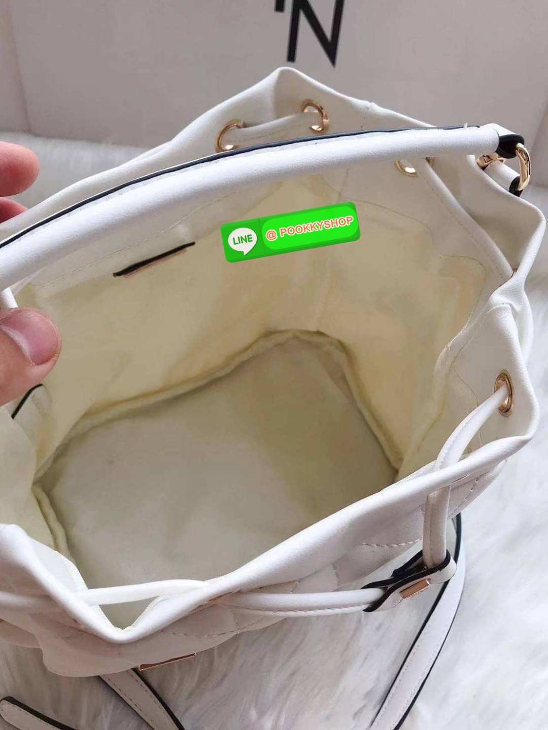 กระเป๋า Lyn สะพายข้าง ทรงขนมจีบ คอลเลคชั่นใหม่ งานแท้Outlet