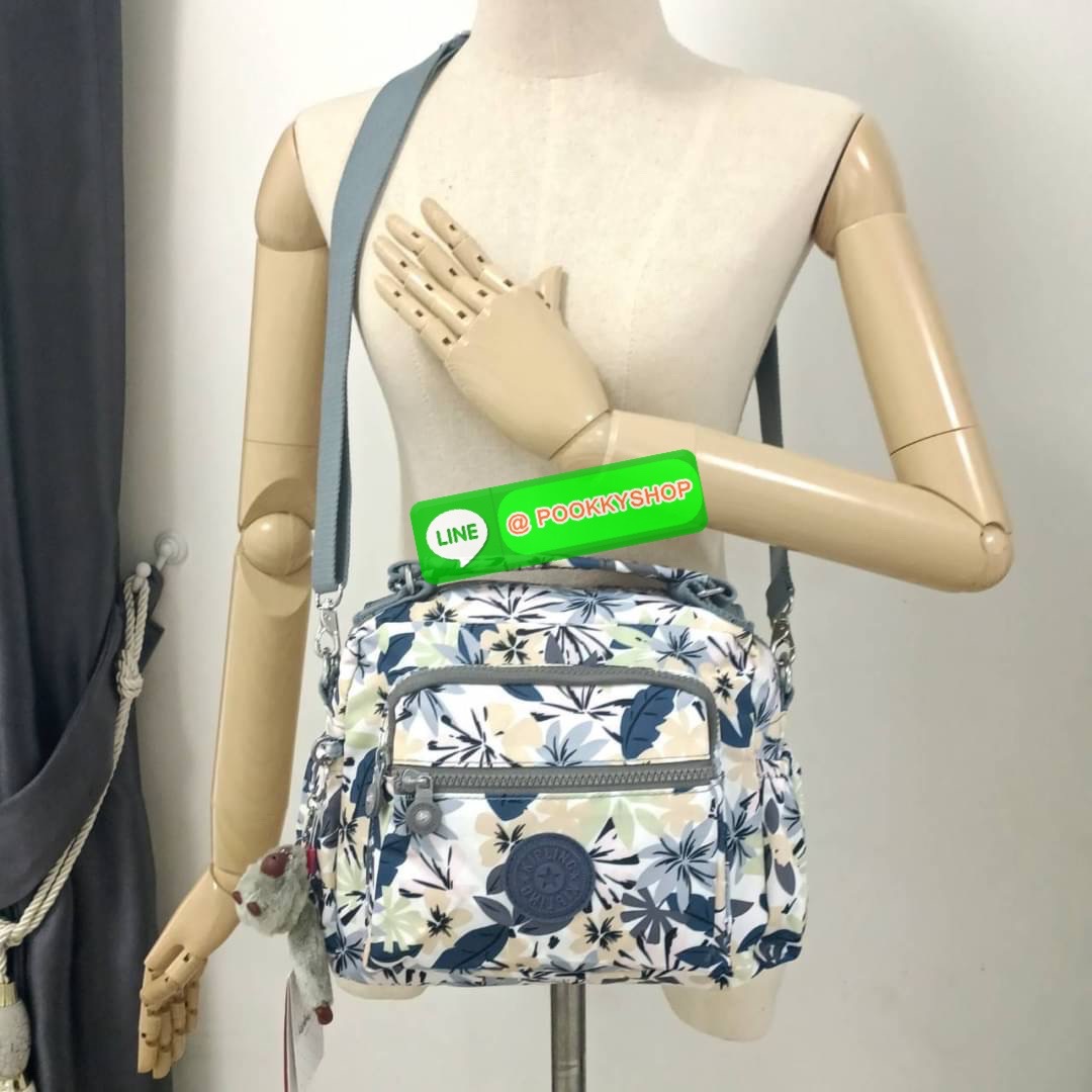 KIPLING Square Handbag & Shoulder bag กระเป๋าถือหรือสะพายข้าง ขนาดกลาง วัสดุ Polyester 100%