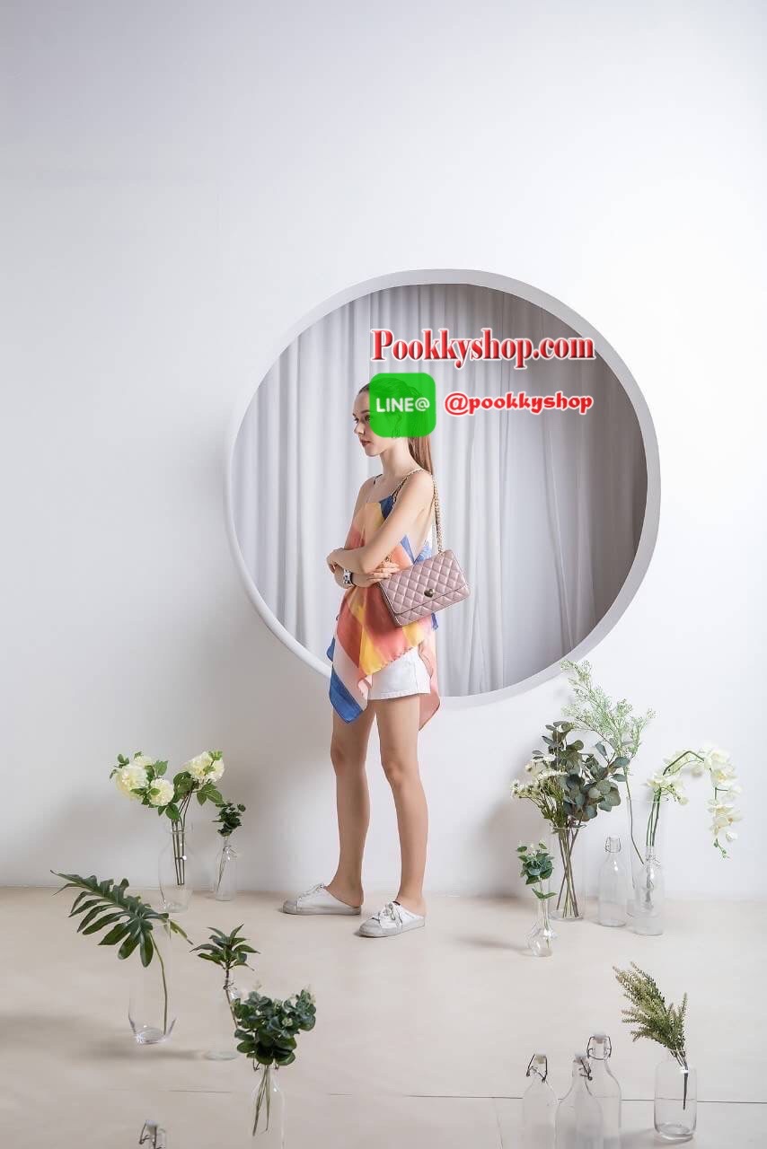 ใหม่ล่าสุด KEEP ‘ classic chain bag ‘ ( อะไหล่หัวใจ ) ***คอลเลคชั่นใหม่พิเศษสุดๆผลิตจากหนัง Microfiber สวยทนขึ้นกว่าเดิมแน่นอน แถม สายโซ่ยังทำจาก Metal premieres เบาและเงากว่าปกติค่ะ *** รายละเอียดกระเป๋า ตัวกระเป๋าหนังแกะสังเคราะห์ ลายหนังสวยมากๆคะ นิ่ม-