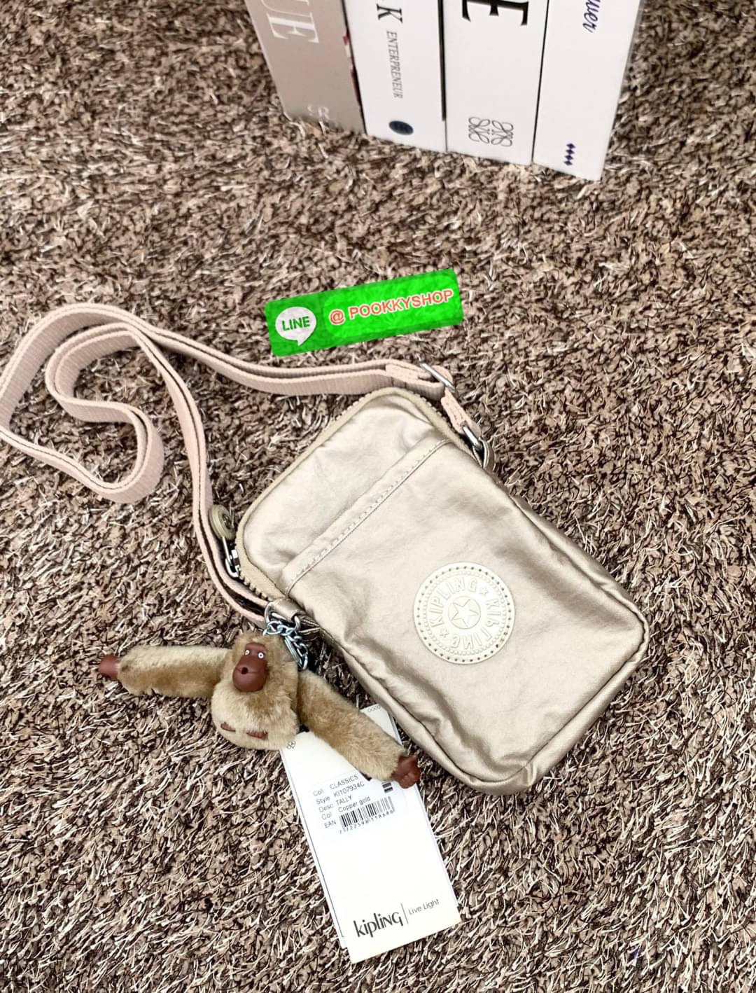 KIPLING TALLY KI1079 🎯ไม่มีใครไม่รู้จักกับแบรนด์ดังฝั่งเบลเยียม อีกหนึ่งแบรนด์ที่สาวๆต้องมีติดตัวอย่างน้อย1ใบค่าา 🔺กระเป๋าสะพายข้าง วัสดุไนล่อนอย่างดี เคลือบกันน้ำ