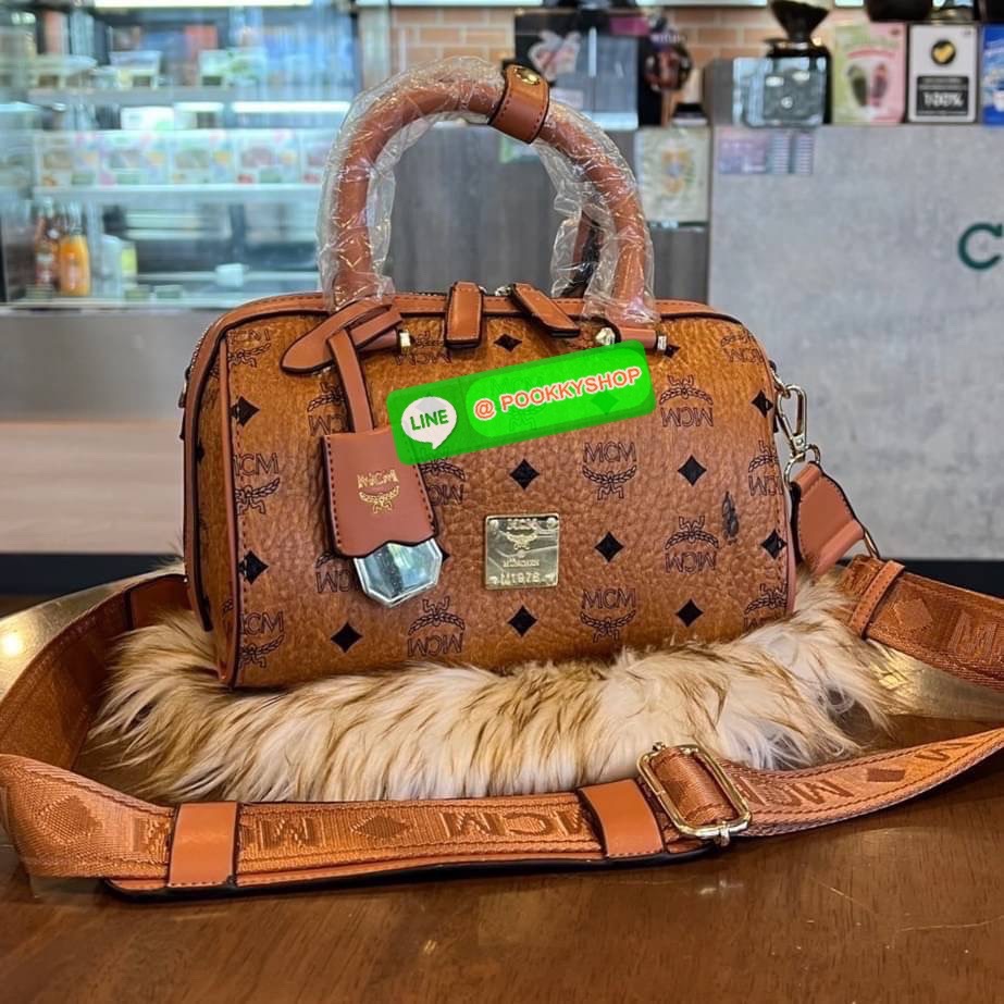กระเป๋าทรงหมอนMCM 10” หนังแกะแท้ทั้งใบค่ะ