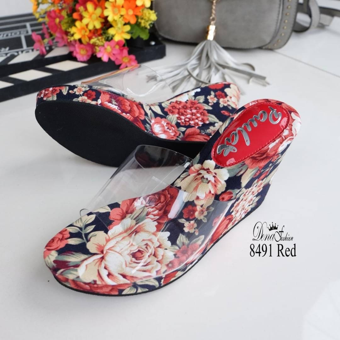 8491 เตารีดหน้าใส สวยสะดุดตาจริงๆ งานส้นเตารีดทรงสวมหน้าใสขับสีผิวที่สุด วัสดุผ้าพิมพ์ลายดอกไม้ สวยสดใส สายคาดนิ่มไม่บาดเท้า งานพื้นแข็งแรงรับน้ำหนักได้ดี