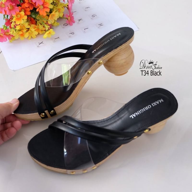 T34 เกี๊ยะส้นตุ่ม สวยขนาดนี้ ไม่สนยังไงไหว งานสวยทำยาก ในราคาเบา สวยเกินราคาจริงๆจ้า ดีเทลทรงสวมหน้าไขว้ ทนทานด้วยงานตอกหมุด หรูหราดูแพง ที่คุณห้ามพลาด