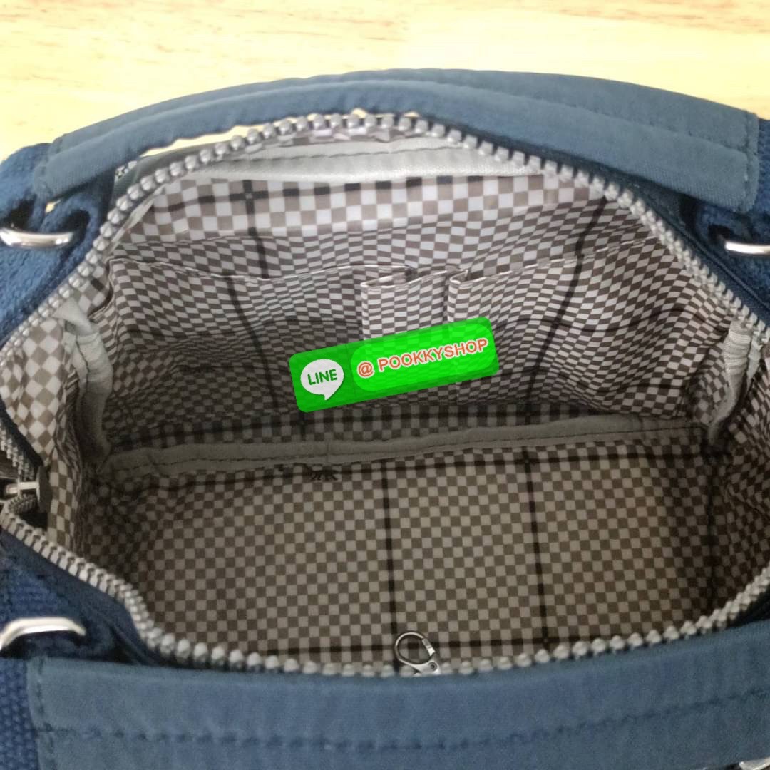 KIPLING Square Handbag & Shoulder bag กระเป๋าถือหรือสะพายข้าง ขนาดกลาง วัสดุ Polyester 100%