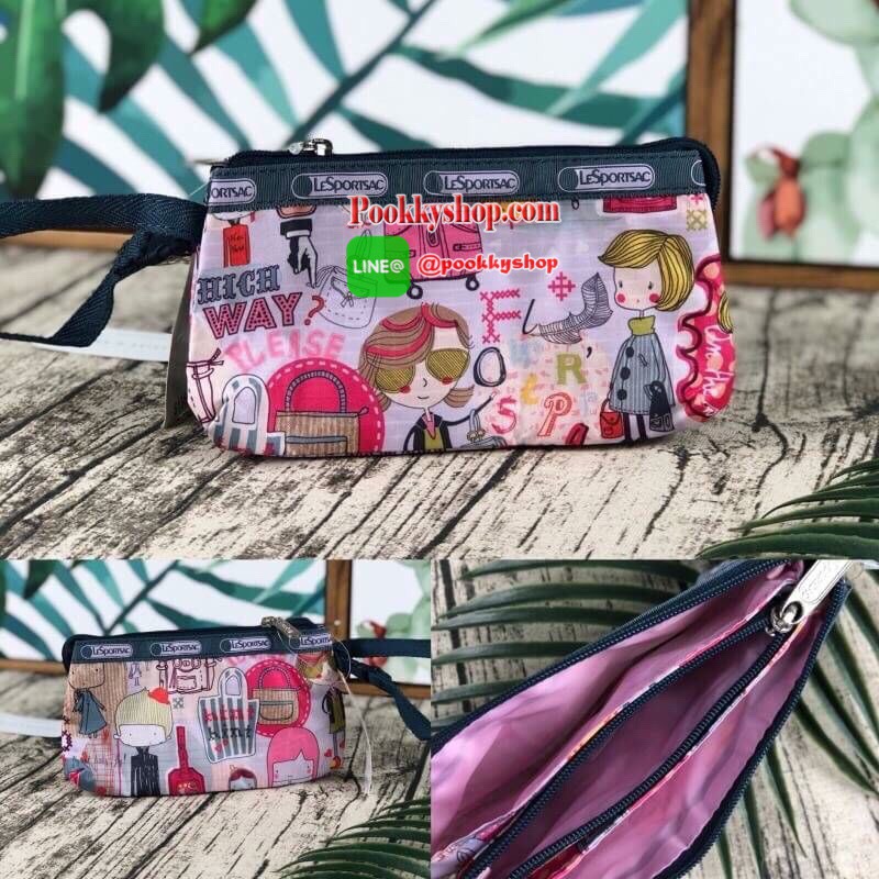NEW!! LESPORTSAC MINI WRISTLET BAG กระเป๋าคล้องมือใบน่ารัก วัสดุโพลีเอสเตอร์กันละอองน้ำได้ มีลวดลายให้เลือกเยอะมากถึง 19 ลายเลยค่ะ รุ่นนี้ตรงสายคล้องมือจะมีตัวล็อกเปิดปิดได้ ตัวกระเป๋าแบ่งเป็น 3 ช่อง เปิดปิดด้วยซิป ใส่ iPhone plus ได้พอดีเด๊ะเลยค๊า น้ำหนั