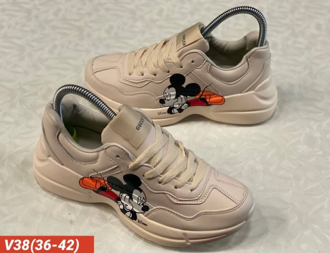 พร้อมส่ง รองเท้าผ้าใบก็อปแบรนด์ NY กุชชี่ เสริมส้น หนังนิ่ม งานสวยมากกกคะ พื้นแบรนด์