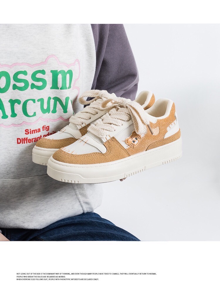 พร้อมส่งคะ รองเท้าผ้าใบ สไตล์เกาหลีมาใหม่ สวยยืน1 🥇มาแล้วจ้า ทรงสวยอย่างดี งานเกร๋เรียบหรูดูแพง ตัวนี้ห้ามพลาด ใส่สบายจะแมตช์กับกางเกง👖หรือกระโปรง👗ก็ได้ค่ะ แม่ค้าคอนเฟริม ห้ามพลาดเลยจ้าตัวนี้แนะนำ อย่าช้ารีบเลย