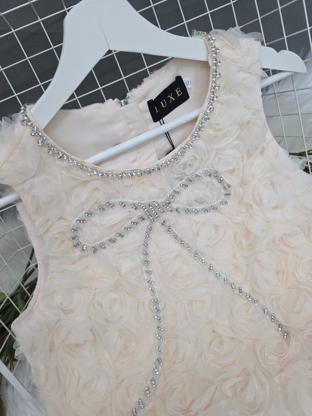 ชุดเซทแฟชั่น เซ็ตเสื้อแขนกุดทรงหลวม+กระโปรงทรงสอบ