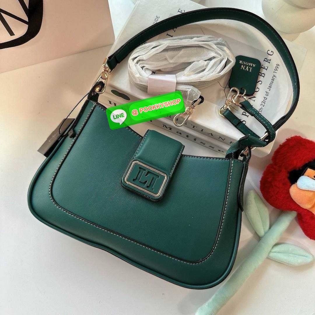 กระเป๋าลิน Lyn สะพายข้าง คลอใหม่ คล้องไหล่ได้ สะพายข้างครอสบอดี้ได้ มีสายสะพาย2เส้น