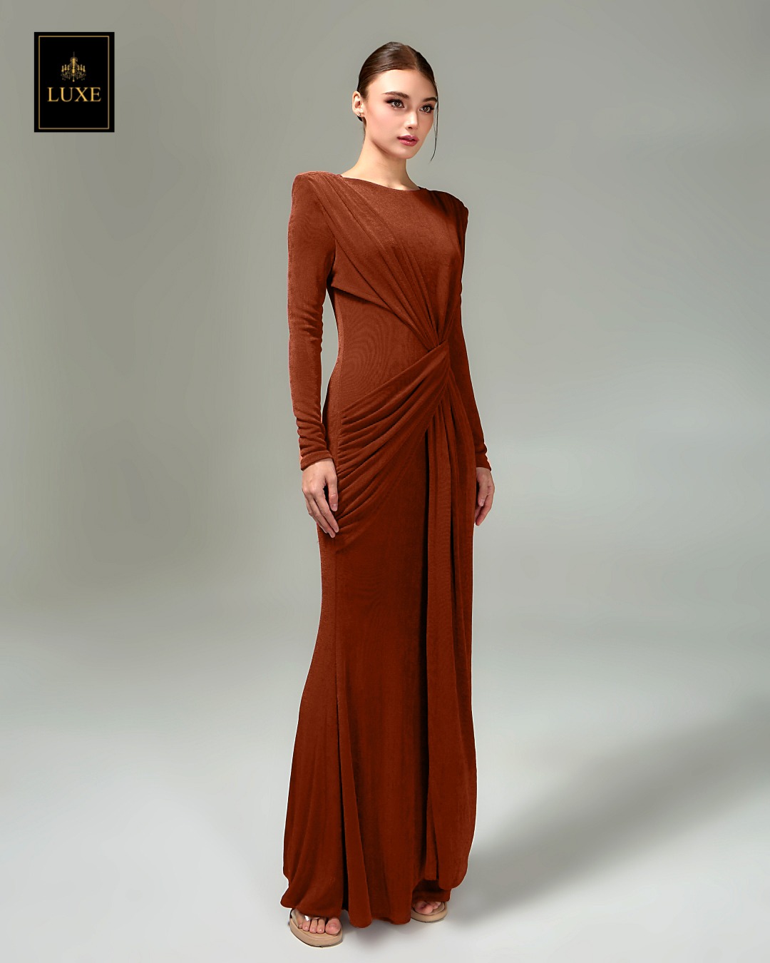 เดรสแฟชั่น แม็กซี่เดรสเสื้อคอกลมแขนยาว เสริมไหล่ กระโปรงยาวคลุมข้อเท้า