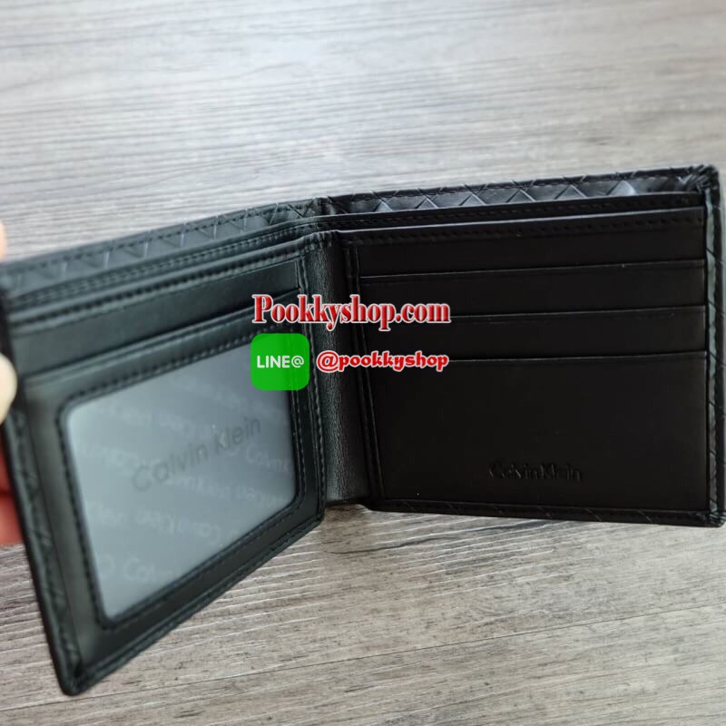 Calvin Klein Leather Credit Card Fold with Metai Clio Key Fob Set กระเป๋าสตางค์ใบสั้น Set สุดคุ้มมอบให้เป็นของขวัญหรือใช้เองก็แนะนำค่ะ