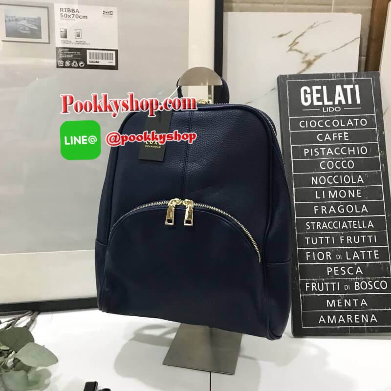 New Arrival ทางร้านได้กระเป๋าเป้รุ่นที่ขายดีมากๆจากแบรนด์ Luxe มาค่ะ ตัวหนังพียูสวยมาก เนื้อนิ่ม เหมือนหนังแท้ ใบนี้รูปทรงเรียบๆใช้ได้บ่อยทุกเวลาคะ น้ำหนักเบามากเพียง 460 กรัม มีมาให้เลือกถึง 3 สี สีดำ สีน้ำตาล และสีน้ำเงิน รุ่นนี้พิเศษตรงที่ขนาดสามารถใส่