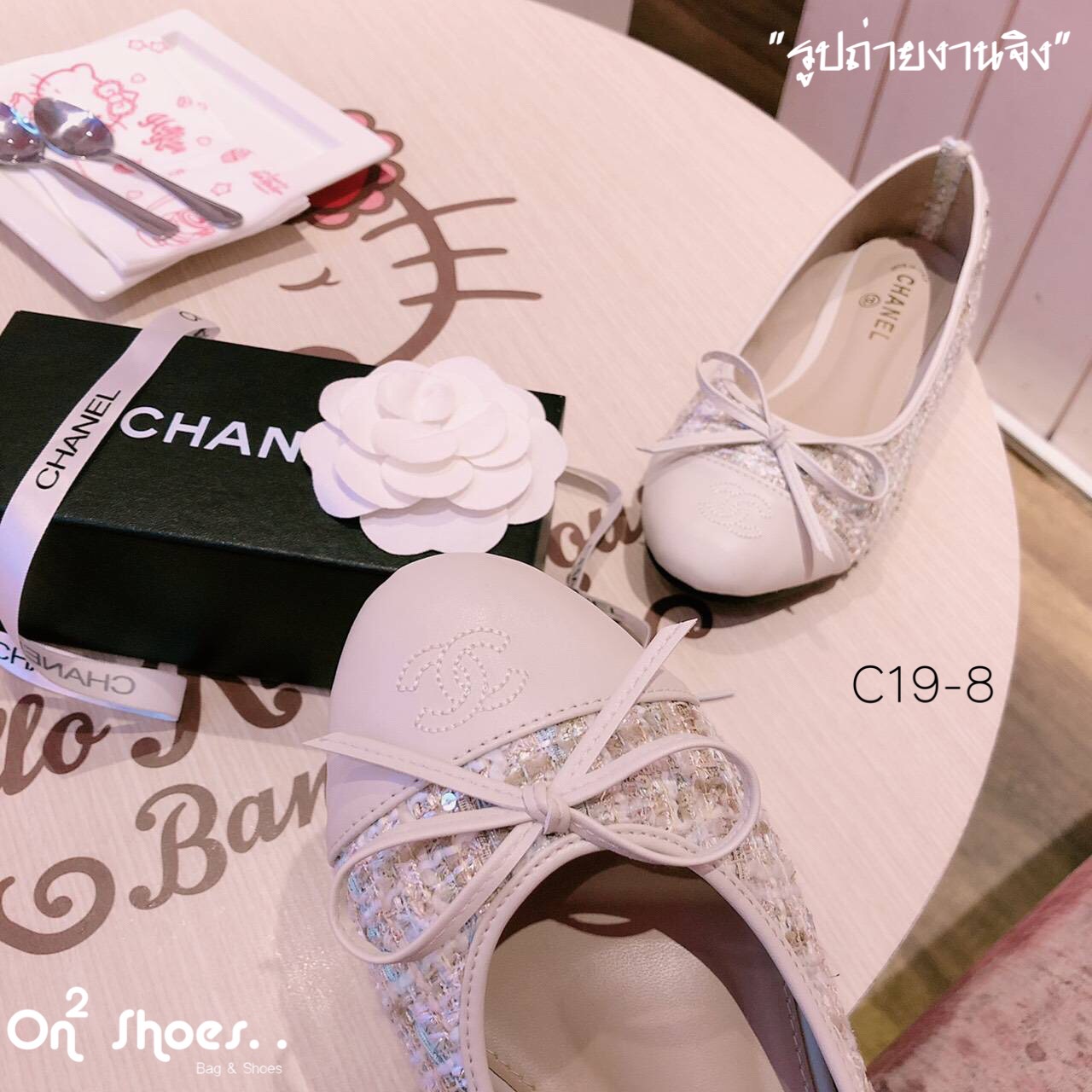Chanel flat tweed shoes ตัวใหม่พร้อมส่งคะ chanel ปัก cc ผ้าทวิต ทรงบัลเลต์ น่ารักมาก หน้าประดับโบเย็บกุ้นขอบพื้นปั้มแบรนด์ บุนุ่ม ทรงสวยเก็บหน้าเท้าได้ดีมากๆคะ