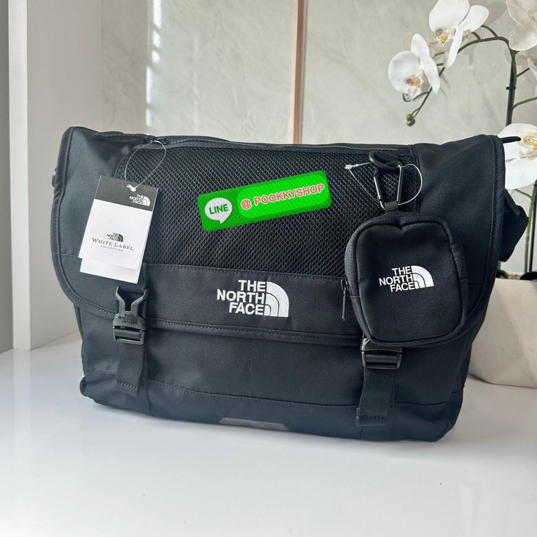 he North Face SUPER MESSENGER BAG L NN2PQ00J BLACK UNISEX 🔖กระเป๋าสะพายข้างมัลติฟังก์ชั่น! ทันสมัยและใช้งานได้หลากหลาย Item ที่ต้องมีเมื่อออกไปข้างนอก! ใช้งานได้จริงและมีสไตล์อเมริกันเทห์สุดๆ สามารถใช้ได้ทั้งผู้หญิงผู้ชาย สะพายไปทำงานไปเรียน เที่ย