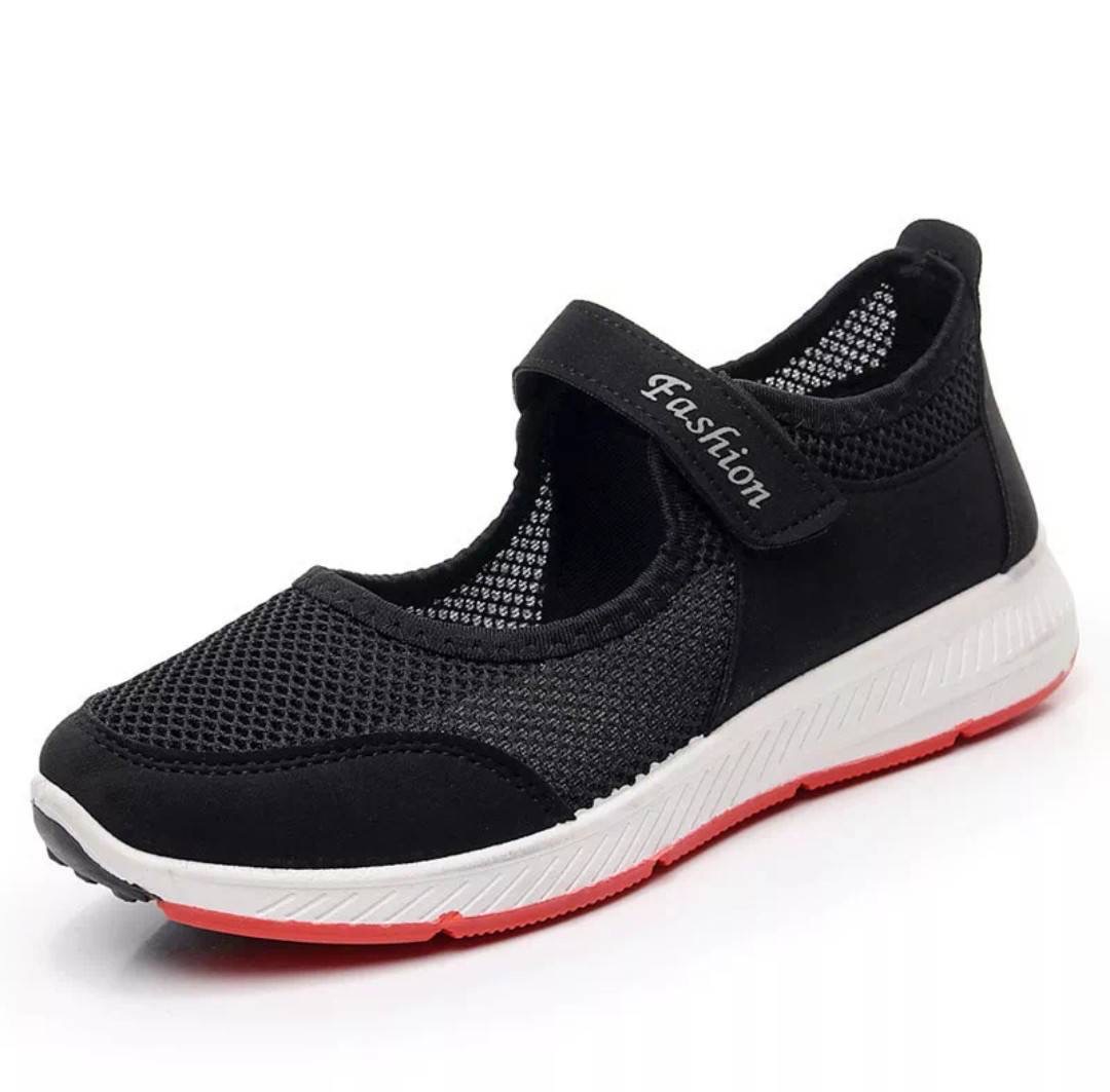 งานตาข่ายเพื่อสุขภาพในตำนาน พร้อมส่งเลยค่ะ 👟รองเท้าเพื่อสุขภาพเท้า ช่วยลดแรงกระแทก ช่วยป้องกันกระดูกส้นเท้าคดงอ พื้นนุ่ม กันลื่น น้ำหนักเบา ระบายอากาศได้ดี สามารถใส่เล่นกีฬา ใส่วิ่ง ใส่เดิน หรือใส่เที่ยวได้ ด้วยดีไซน์ทรงแฟชั่นทันสมัย ใส่ได้ทั้งวัย