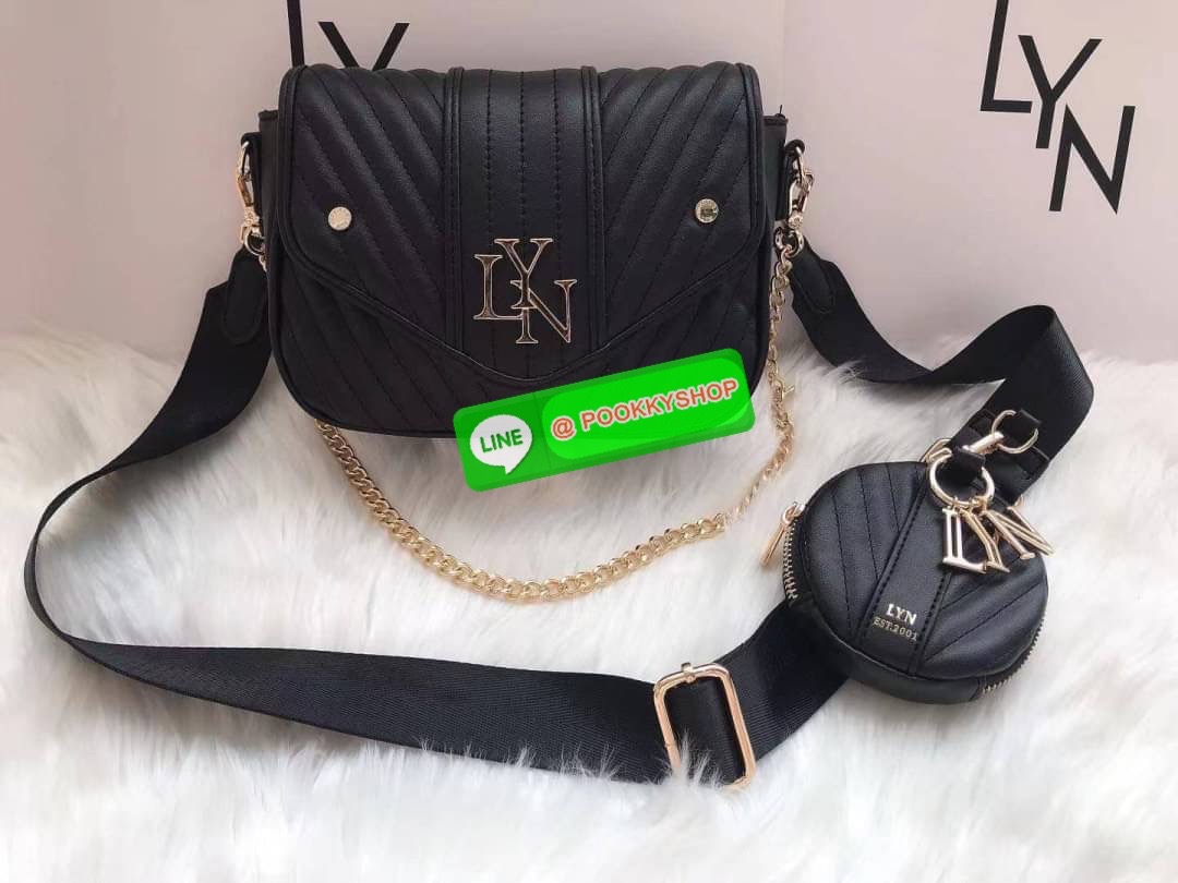 กระเป๋า Lyn สะพายข้าง แถมใบลูก คอลเล็คชั่นใหม่ ซื้อ 1 ได้ถึง 2