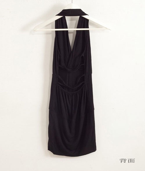 ชุดเซ็กซี่ ชุดแฟชั่น ชุดเที่ยว ชุดออกงานกลางคืน ชุดเที่ยว ชุดคล้องคอ ผ้ายืดซัพพอร์ทอย่างดี สีดำ เปลือยหลัง แต่งสายคาด สามเส้น เซ็กซี่ เปรี้ยวจี๊ดส์ เข็ดฟัน ไสตล์สาวเฉี่ยวเก๋ไก๋ + G string เข้าชุดคะ