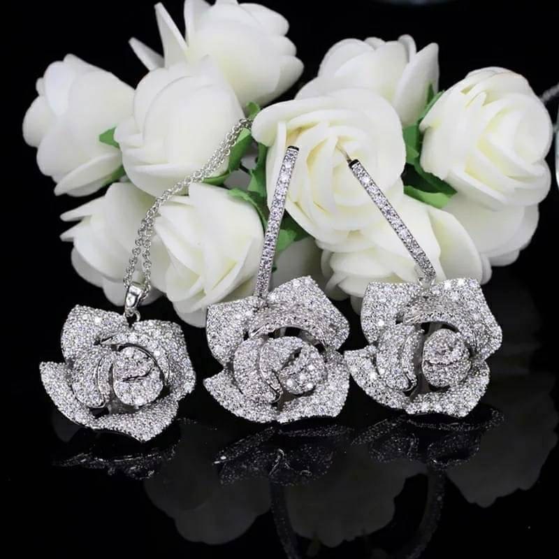 New Arrival !!!! เซตต่างหู+สร้อย งานเพชร CZ แท้ **เพชรรอบคอค่ะ** งานเพชรคัดทุกเม็ดค่ะ ของจริงสวยมั๊กๆเลยค่ะ ดีไซสวยน่ารักที่สุด เพชรเล่นไฟดีมากๆๆๆ เพชรใสวิ้ง ดีไซส์น่ารักมากๆคะ งานสวย เริ่ดดด เพชรสวยวิ้ง เด้งไฟ งานเกรดจิวเวอรี่อย่างดีมีคุณภาพจ้า