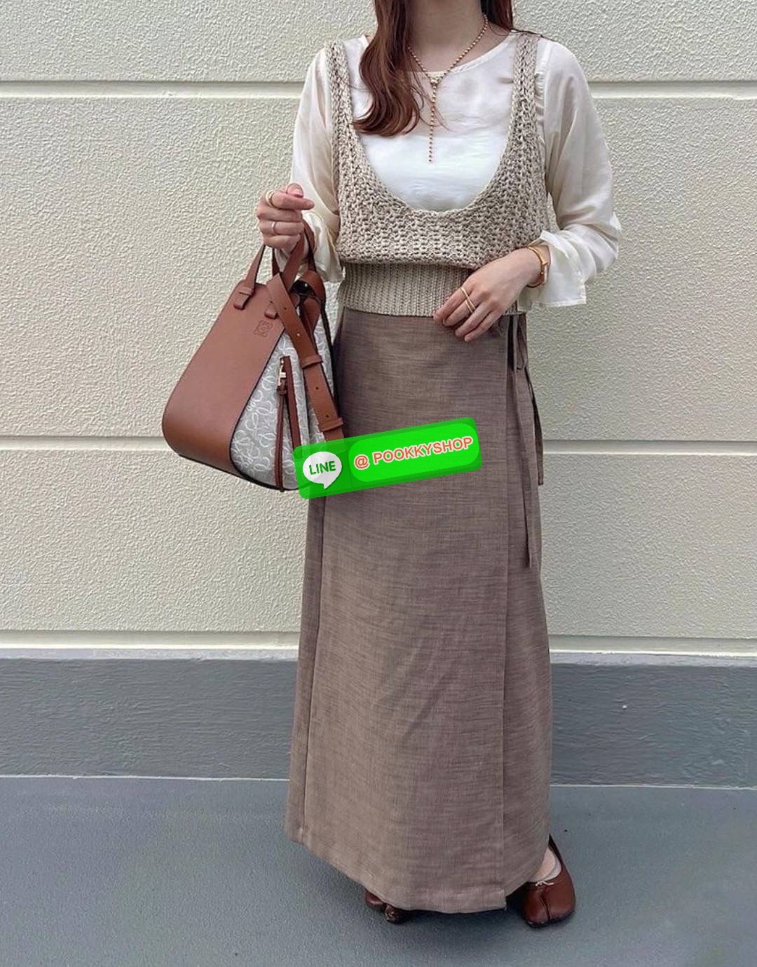 ✴️ห้ามพลาด!✴️NEW ARRIVAL! LOEWE ANAGRAM SHOULDER BAG GIFT WITH PURCHASE (GWP) กระเป๋าถือหรือสะพายพรีเมี่ยมกิ๊ฟ Limited จาก LOEWE PERFUME DUTYFREE COUNTER รุ่นหายากสุดเลอค่าวัสดุ Anagram Canvas ตัดหนังแท้ Calfskin สุดคลาสสิค ขนาดกำลังดี น้ำหน