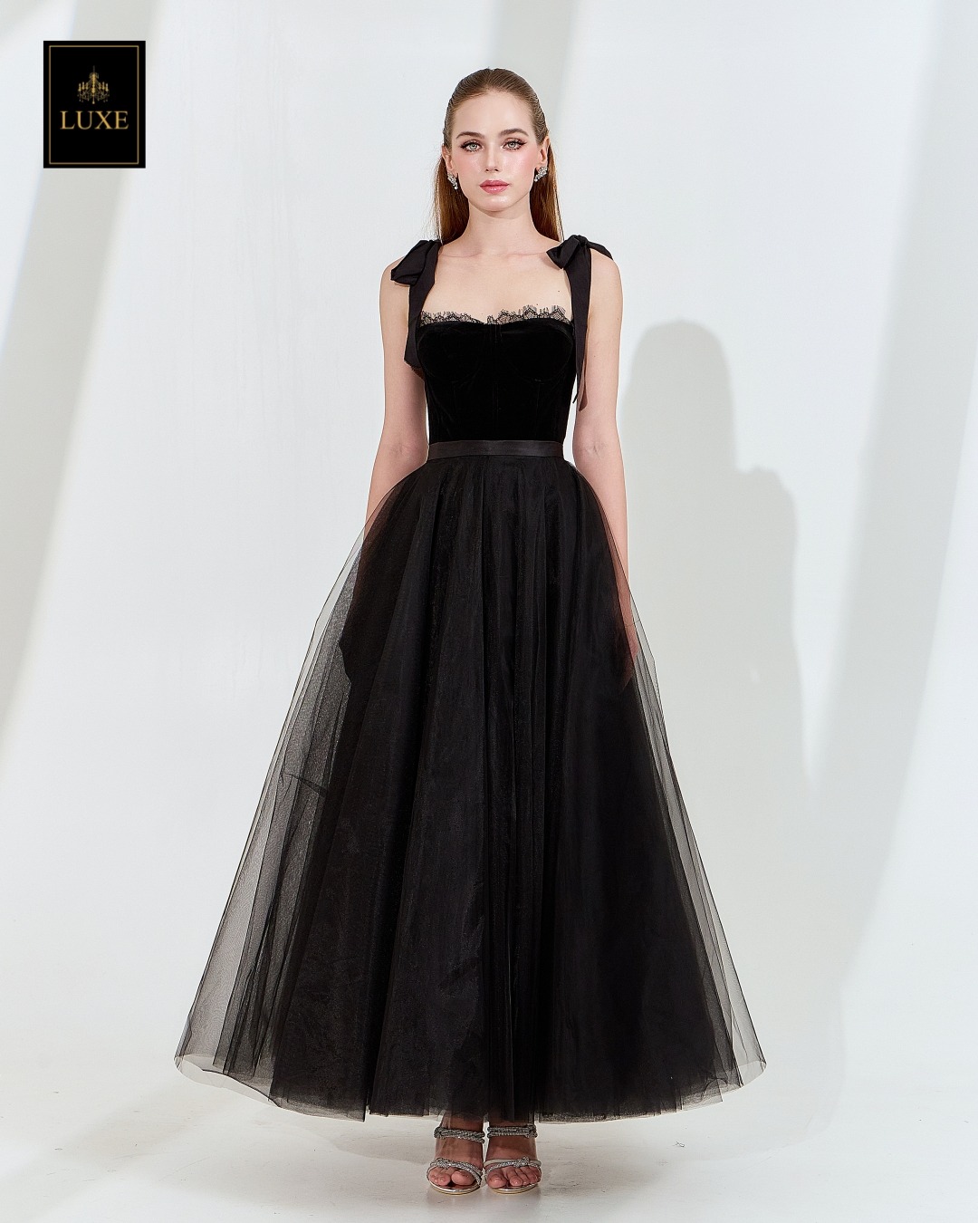 กระโปรงแฟชั่น กระโปรงบานทรงวงกลม ด้านในมีโครงช่วยให้กระโปรงบานสวย