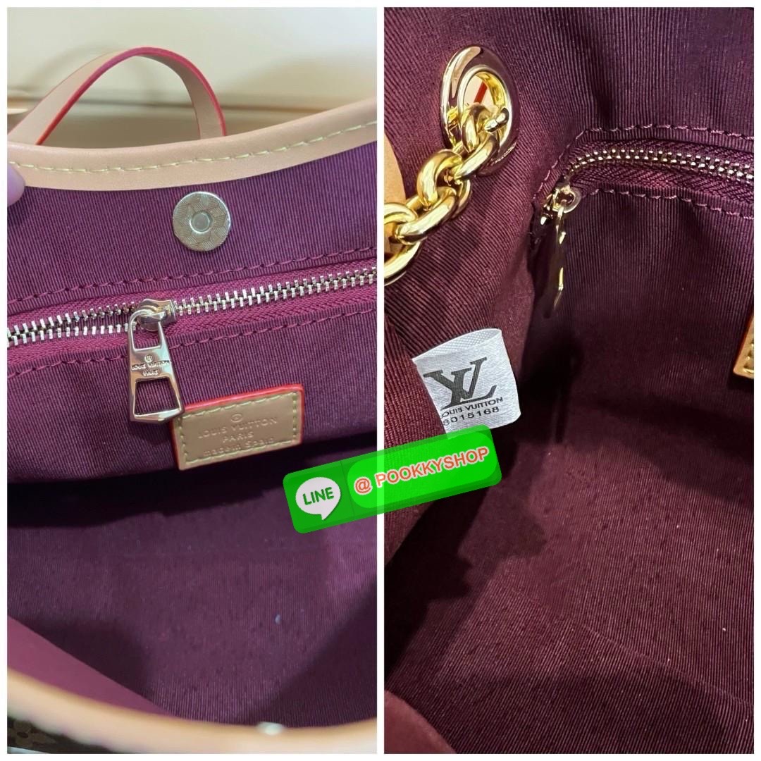 หมดรอบนี้ไม่เข้าแล้วน๊าาราคาดีงาม! LOUIS VUITTON CARRYALL BB BAG((VIP gift ตปท.)) 🔖พร้อมส่ง! ใบกลางกำลังดี พกพาได้ทุกๆวัน ไม่ใหญ่เกินตัวไปค่ะ หนังแท้ หนังนิ่มสวย น้ำหนักเบา! 🔖สายสะพายรุ่นใหม่นี้แบบอะไหล่ทองลายโซ่สวยมากๆ ต่อสายแบบหนังค่ะ