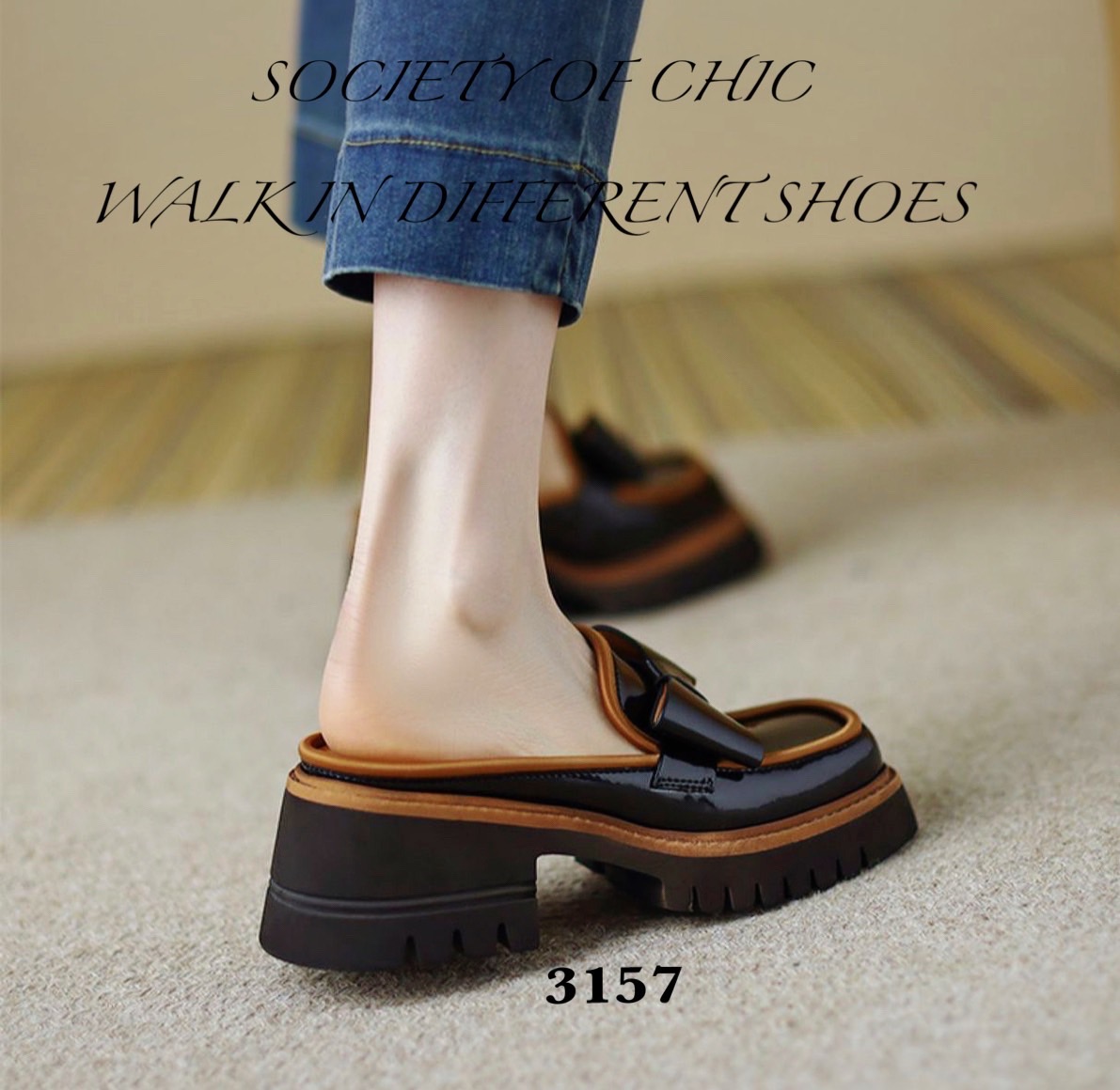 สวยไม่ไหว ใช้ความสวยเปลืองมากแม่!! กระชากสายตาทุกคู่ ให้หยุดอยู่ที่น้องเปิดส้นหนังแก้ว คนสวย สุดเทห์ คู่นี้ ให้ฟิวหลากหลายอารมณ์ ใส่ทำงานก็ได้ ใส่เที่ยวก็ดี ได้ทั้งความเพรียวสวยและสบายหายห่วง เรียบร้อยได้ เท่ห์ เก๋ ปรับได้ทุกลุค จนทุกคนต้องอุทาน Oh!! My ,