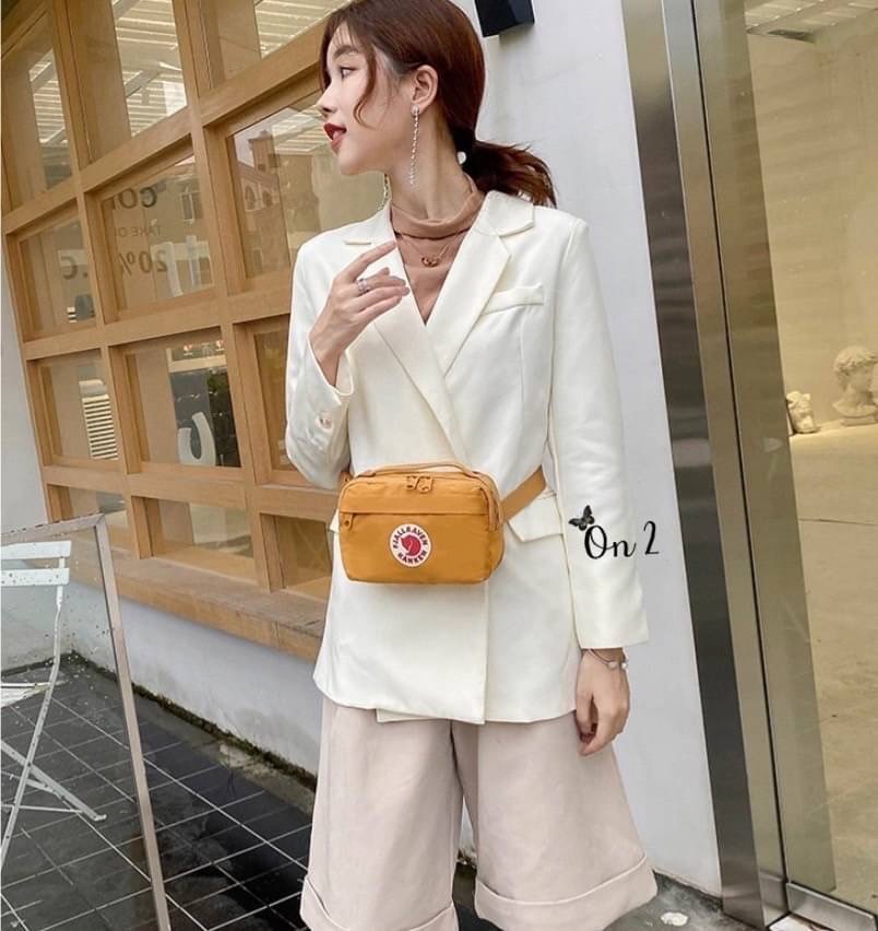 Kanken คาดอกได้ สะพายข้างได้ วัสดุตัวกระเป๋าทำจากผ้ากันน้ำอย่างดี อะหลั่ยสีตามตัวกระเป๋า สายกระเป๋าทำจากผ้าทออย่างดี