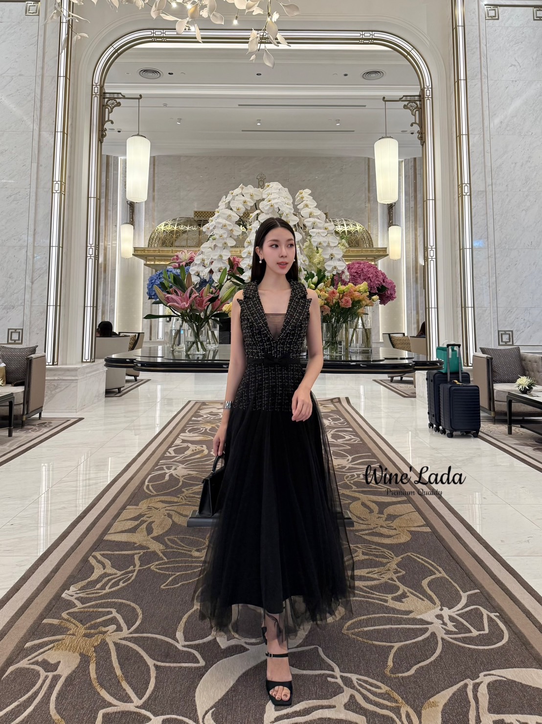 เดรสแฟชั่น เดรสผ้าทวิตสีน้ำตาลทองตัดต่อด้วยชีฟองเพิ่มความหรูหรา