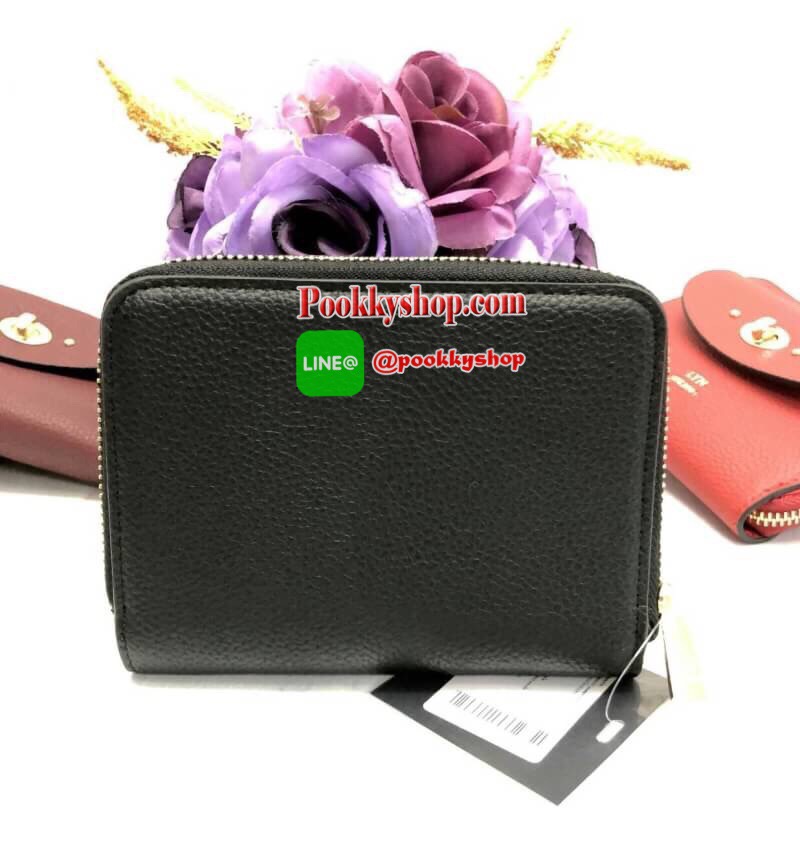 New arrival !!! LYN SHORT WALLET BAG รุ่นใหม่ล่าสุด!!! กระเป๋าสตางค์ใบสั้นขนาดกลาง วัสดุหนังลิ้นจี่ ลายหนังสวย นิ่มมือมากๆค่ะ ด้านหน้ามีช่องกระเป๋าหนึ่งช่อง เปิดปิดช่องหลักแบบซิปรอบ ด้านในมีข่องใส่รูปถ่าย ช่องใส่บัตรต่างๆได้ถึง 10 ช่องค่ะ มีช่องกว้างสำหรั