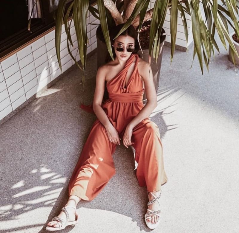 V76-4พร้อมส่ง รองเท้ารัดส้น ซิปหลัง งานโซ่ แน่ๆ สวยมาก หน้าสานไขว้ ส้นแบน งานทำงานจากpu นิ่ม ดีไซน์เก๋ น้ำหนักเบา กระชับ เดินง่าย เข้ากับเสื้อผ้าได้ทุกชุดเลยจ้า