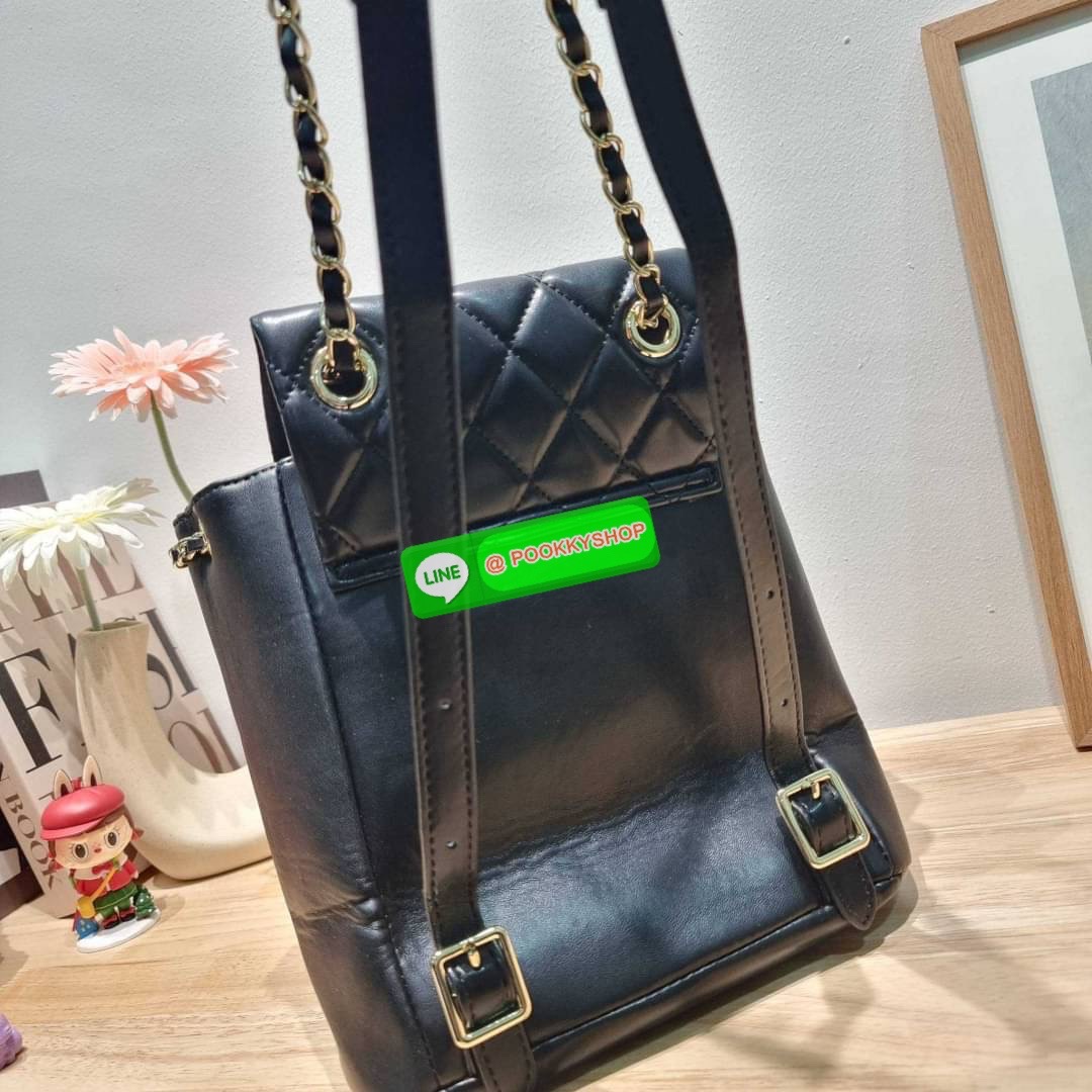 Hot item! Chanel duma backpack กระเป๋าเป้ ไซส์น่ารัก ไอเท็มยอดฮิตจากเคาน์เตอร์ dutyfree รูปทรงทันสมัย วัสดุหนังแกะสัมผัสนิ่ม ดีเทลความสวยมากมาย ทั้งสายรูดเก็บปาดกระเป๋า หรือจะช่องเปิดด้านหน้า ก็ดูหรูไปหมด ภายในโล่งกว้าง ใส่ของสำคัญได้ครบ สายสะพายปรับได้ตา